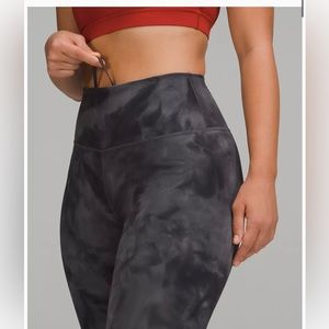 Lululemon Wunder Train ContourFit Hi-Rise leggings-Diamond Dye Pitch Grey Graph.